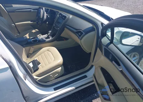 2013 Ford Fusion Se z USA, uszkodzony, nr VIN 3FA6P0HRXDR319510